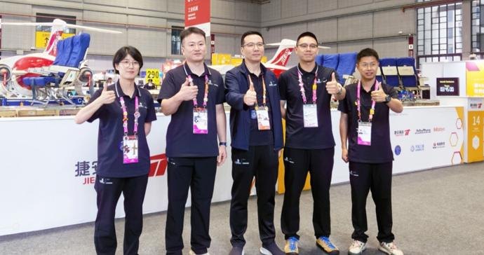 细心“大管家”、金牌“出题人”,东航全能“匠心团”护航技能大赛